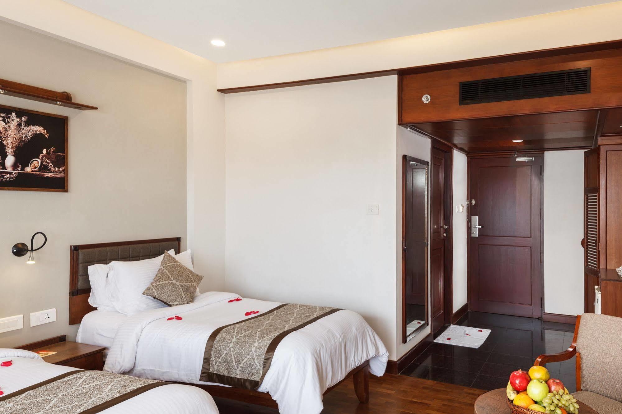 คีย์ มาลาบาร์ เกต Hotel โคชิโคด ภายนอก รูปภาพ