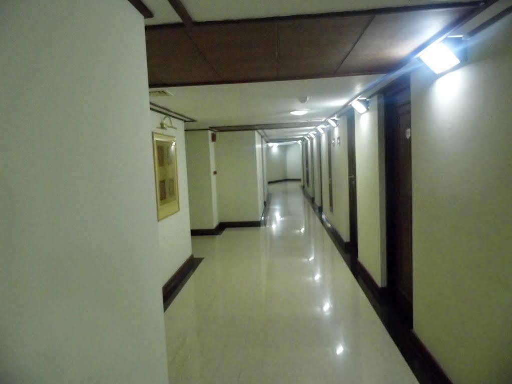 คีย์ มาลาบาร์ เกต Hotel โคชิโคด ภายนอก รูปภาพ