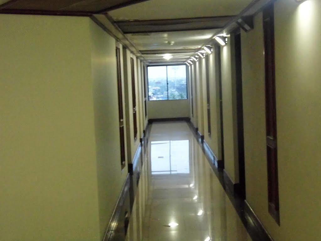 คีย์ มาลาบาร์ เกต Hotel โคชิโคด ภายนอก รูปภาพ