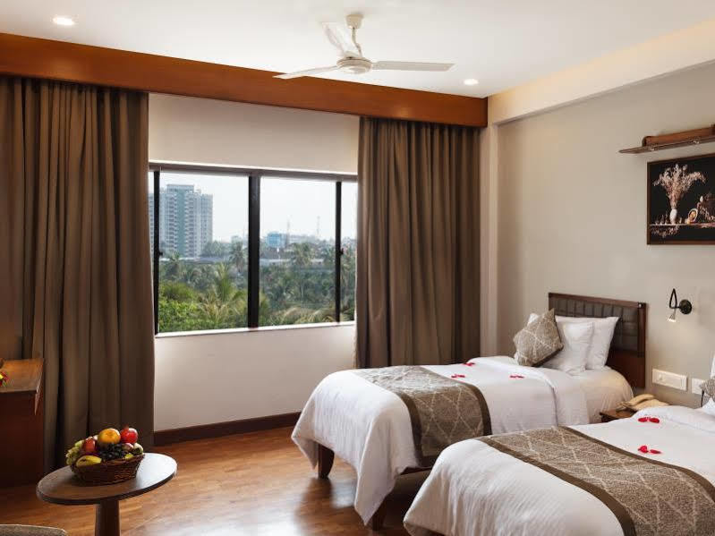 คีย์ มาลาบาร์ เกต Hotel โคชิโคด ภายนอก รูปภาพ